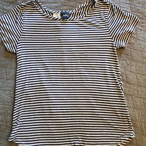 M women's shirt